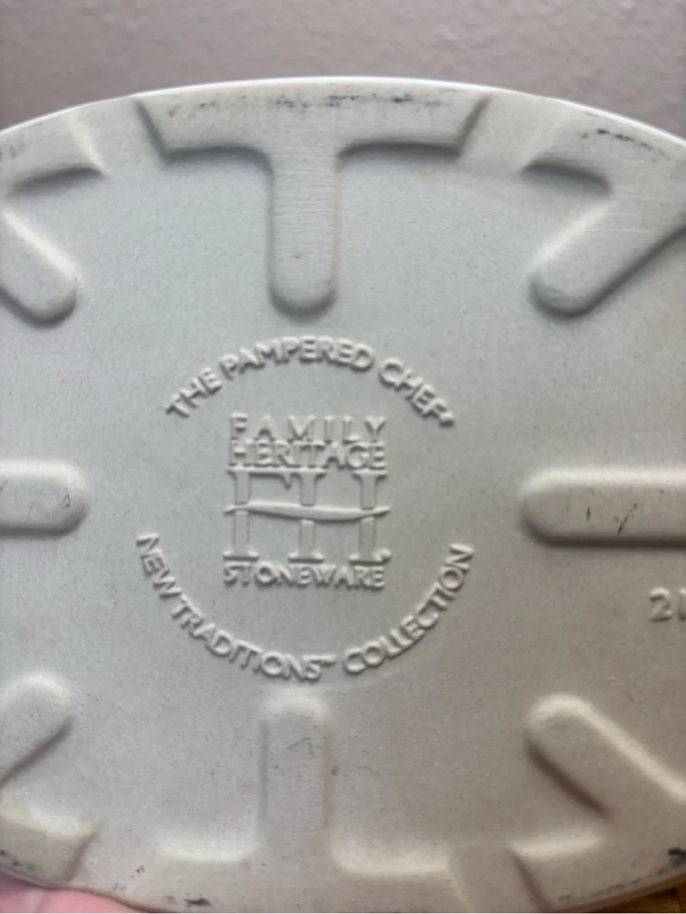 Pampered Chef Family Heritage Stoneware Small Oval Baker Casserole Dish USA
